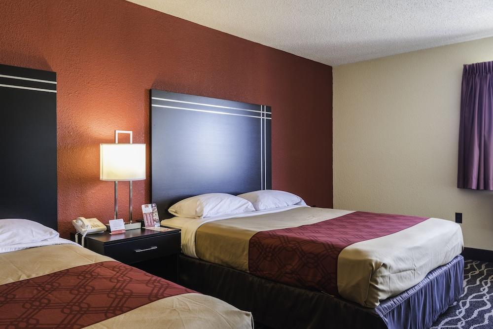 Econo Lodge Cleveland Southeast - Kent Streetsboro Buitenkant foto
